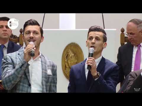 Fratii Pascalau - In noaptea sfanta in iesle infasat