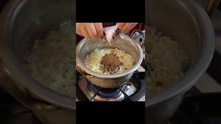 짜파게티 끓이기의 정석?! 30년 내공 시장 라면 할머니 Korean street food