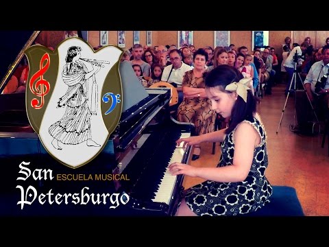 Marta Díaz | Danza Antigua | Escuela Musical San Petersburgo