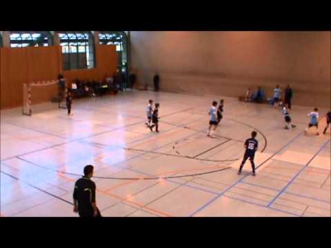 2:0 Tura Harksheide 2 - Blau Weiss 96 - Spiel um Platz 7 - Fussballhallenturnier 10.2.2013