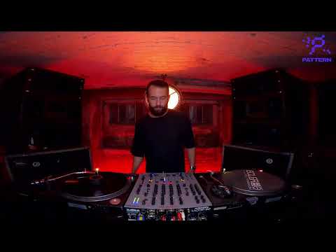 PATTERN:  Stützpunkt Showcase - Chami -  6 P.M