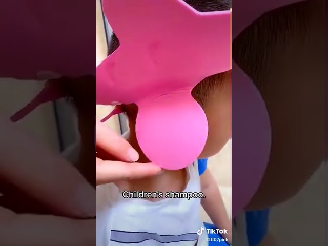 Vídeo relacionado con Bañador Bebé Protección Solar UPF 50+, 0-3 Añosraje De Baño Una Pieza para Niña con Gorro, Tejido Elástico Estampado Fresa & Flores, Playa y Piscina Verano White Flower-2-3Y