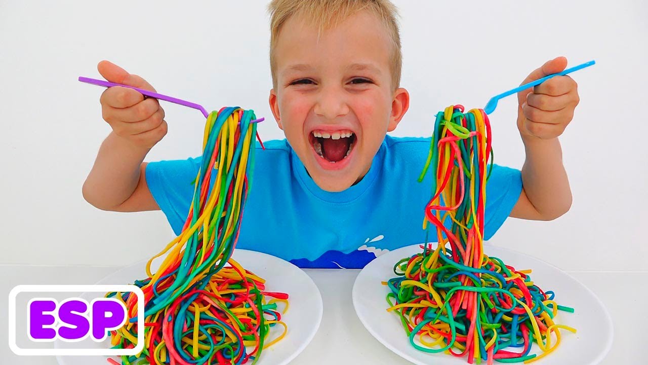 Vlad y Niki fingen jugar con mamá | Historias divertidas para niños