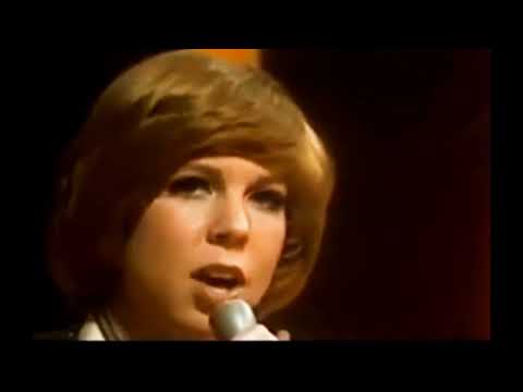 VICKI LAWRENCE  "THE NIGHT THE LIGHTS WENT OUT IN GEORGIA"   1973