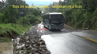 Download lagu Gawat !!!!! Hujan Deras Mengguyur Batu Jomba,  Bus Hampir Gagal Melewati Tanjakan Batu Jomba.... mp3