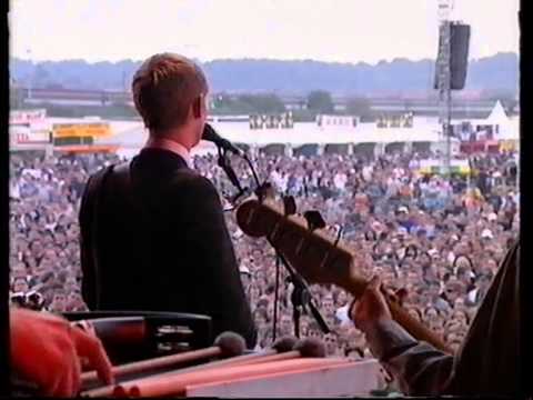 The Divine Comedy, Something For The Weekend, live at the Reading Festival 1998