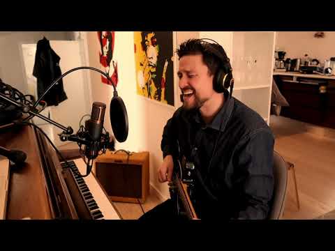 Frederik Elsner GL - Aalassatsik  (Home Acoustic Session)