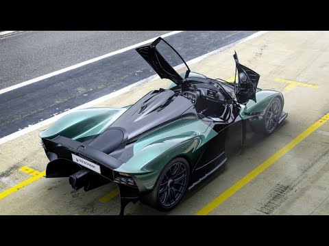 NEW Valkyrie SPIDER! First Look At Aston’s Roofless Hypercar