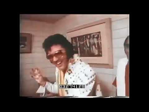 Elvis mashup Motley Crue's Helter Skelter - Heartbreak Hotel (John Burrows Project)