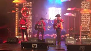 Cada Diciembre - Los Plebes del Rancho de Ariel Camacho (En Vivo)(2020)