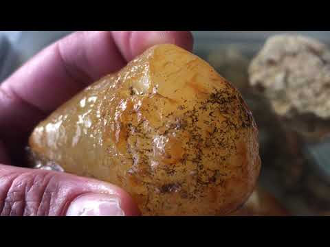 Cleaning Agates & Chalcedony, Citric Acid VS Creek Scum ...