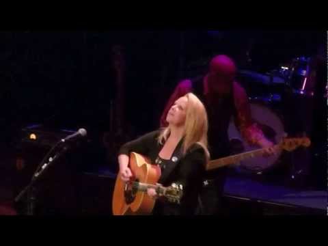 Mary Chapin Carpenter, Stones in the Road