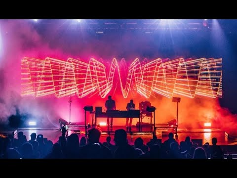 The Avalanches  Live