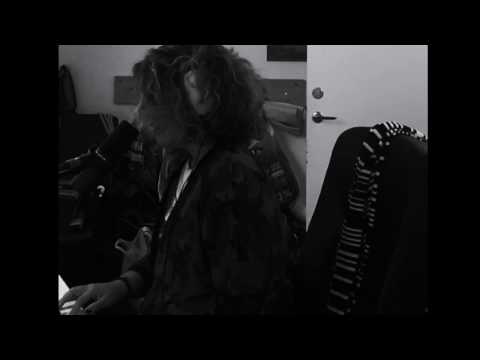 Linnea Samia Khalil - Human (short version)