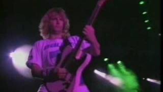 Status Quo --- Down Down - Live 1984
