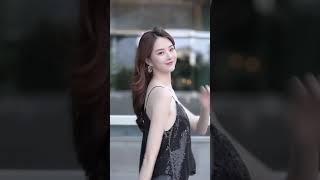 Download lagu tikTok China | | Fashion Walking Style in China||[ Douyin / Street style ]#20 mp3