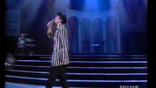 Mia Martini in "Minuetto" e "E non finisce mica il cielo "con Stefano Senesi al pianoforte