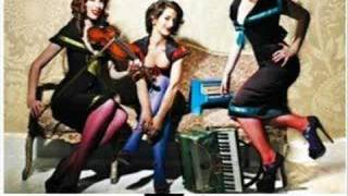 The Puppini Sisters for Good Prattle - Crazy In Love