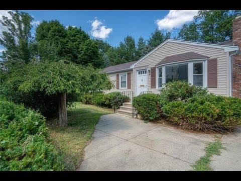 270 Manville Rd, Woonsocket, RI 02895