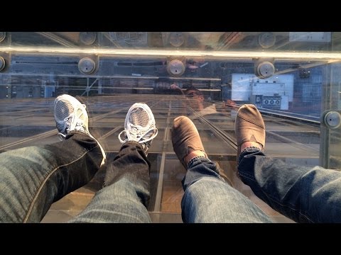 download lagu mp3 mp4 Wells Tower Chicago, download lagu Wells Tower Chicago gratis, unduh video klip Wells Tower Chicago