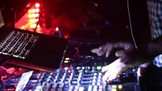 YMCMB OFFICIAL DJ E-FEEZY