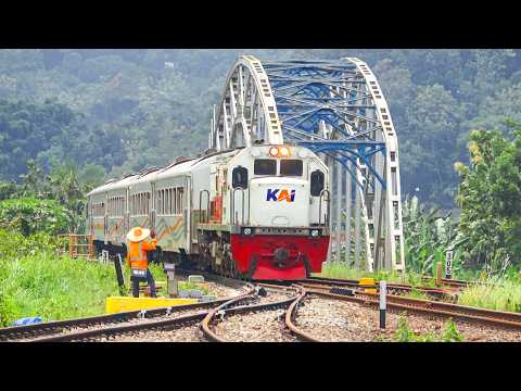 KERETA API PANJANG‼️ MENEMUKAN 23 KERETA API MELINTAS DI STASIUN JEMBATAN DAN TIKUNGAN