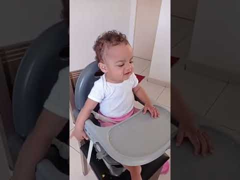 Maria Fernanda vendo mundo bita #shorts #baby #children #mundobita