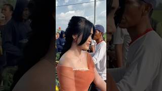 Download lagu INI LOH SHERLY KDI ARTISNYA OM ADELLA π #sherlykdi #sherlykdiadella #shorts mp3 Download lagu INI LOH SHERLY KDI ARTISNYA OM ADELLA π #sherlykdi #sherlykdiadella #shorts mp3