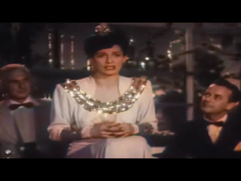 Cass Daley - You Can't Blame A Girl for Tryin' (1945)