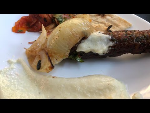 صلصة الثوم, Garlic sauce recipe, the Syrian creamy garlic dip for barbecue, shawarma and potatoes.