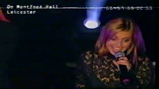 Louise - Stuck In The Middle With You (Children In Need 2001)