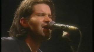 Lloyd Cole, 'Jennifer She Said' live, 1990