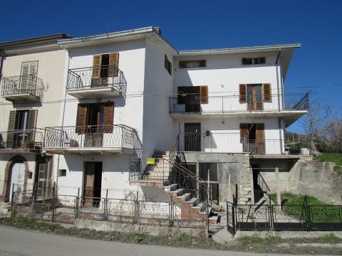 4 bedroom stone Country house with 2000sqm of olive grove, habitable walking distance to town