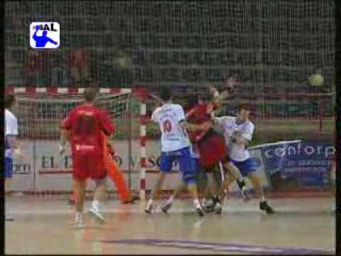 J.D. Arrate 30 - C.BM. Torrevieja 27