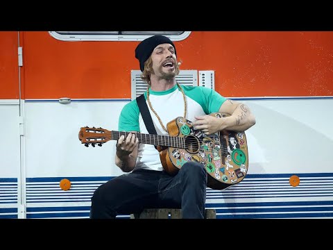 Rasel imita a Macaco en 'Volar' - Tu Cara Me Suena