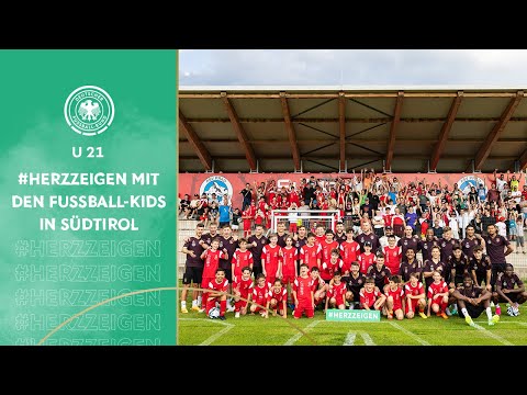 #HERZZEIGEN mit den Fußball-Kids in Südtirol