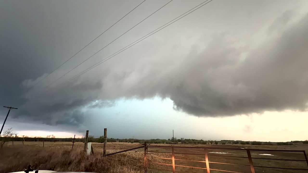 LIVE CHASE - Texas Severe Weather Threat - April 12, 2026