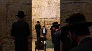Download lagu Western wall Jerusalem Israel #westernwall #jerusalem #israel #traditions #jews #jewish mp3