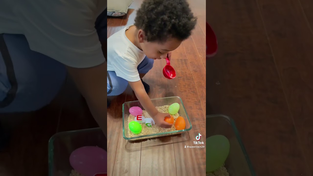 DIY Themed Easter 🐣 Sensory Bin for Toddlers