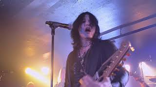 TOM KEIFER  (STILL CLIMBING)