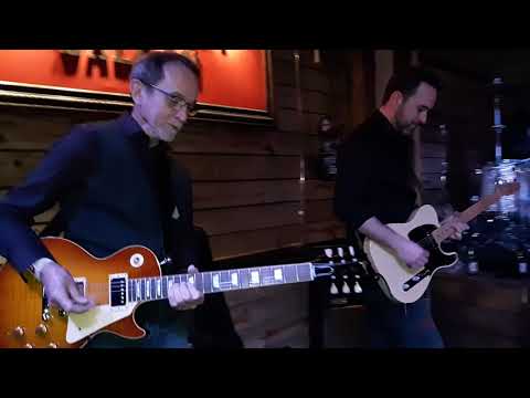 John McHugh & ernie King guitar solo