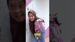 Download lagu Macam- macan anak SLB ketika baru datang ke sekolah 😅 #shorts mp3