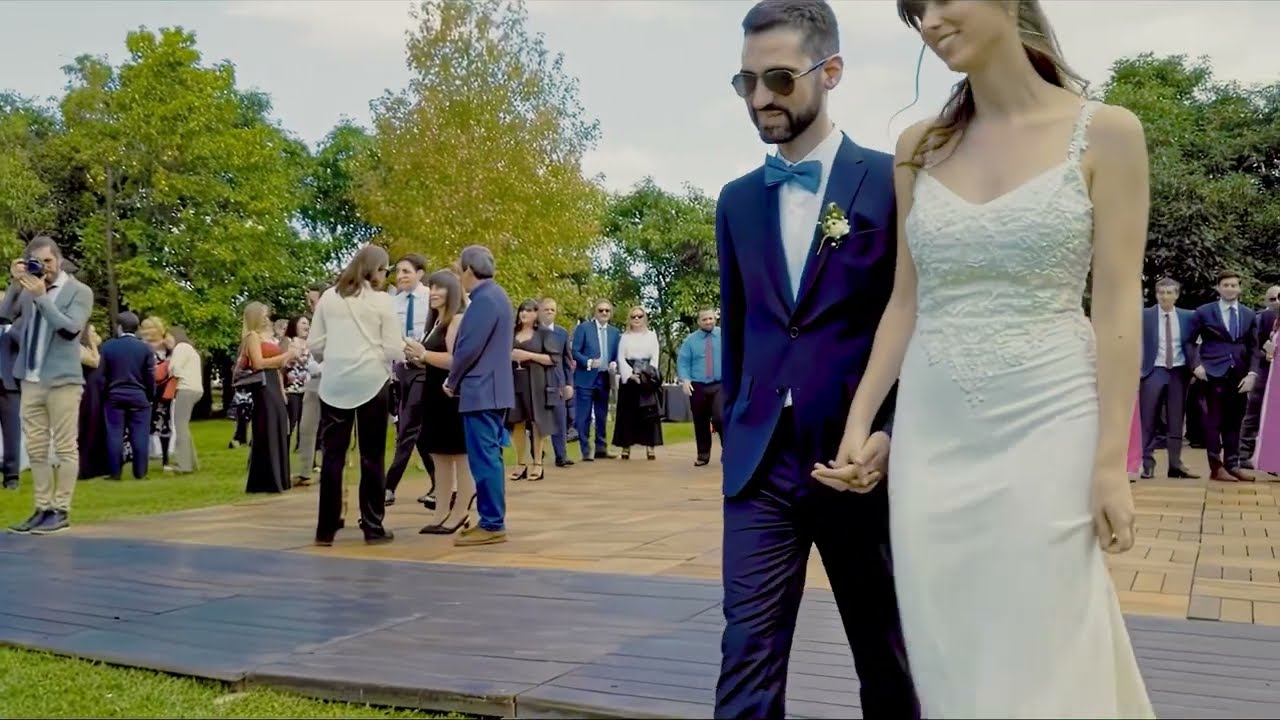 Promotional video thumbnail 2 for Frame the Moment