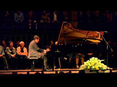 Balázs János  plays Balakirev: Islamey