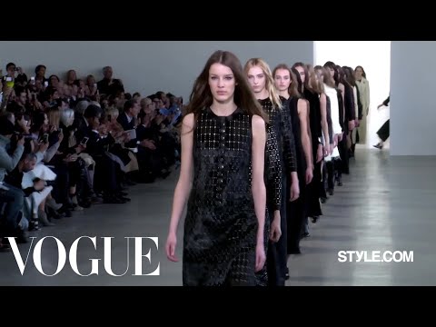 Calvin Klein Collection Fall 2015 Ready-to-Wear - Fashion Show - Style.com