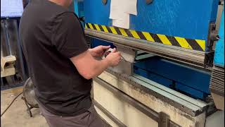 Prodaja Trumpf TrumaBend V50 mašine za savijanje limova - Slika 4 | Machineryline BA Trumpf TrumaBend V50 mašina za savijanje limova | Slika 4 - Machineryline
