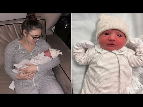 Kym Marsh Becomes a Grandma on Christmas Day 🎄 | Daughter Gives Birth After 10-Minute Labour