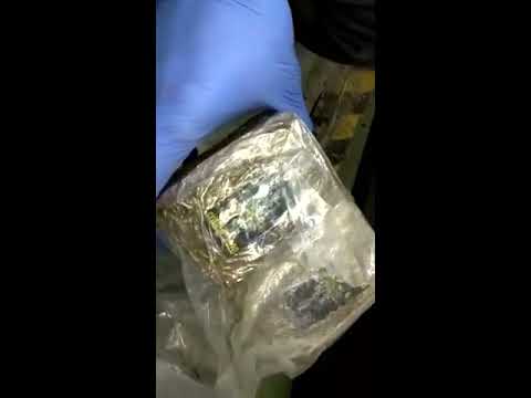 Haszysz wart ponad 2,5 mln zł ukryty w podłodze auta