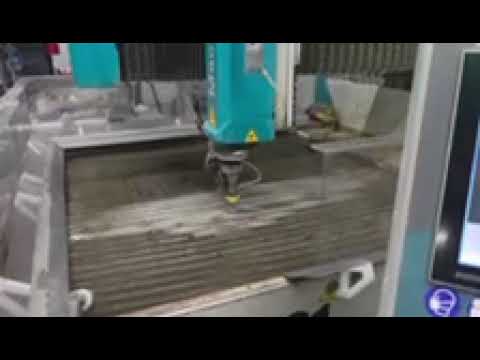 2019 FLOW MACH 200 1313 PIVOT WATER JET CUTTING, CNC | Machinery Network (1)