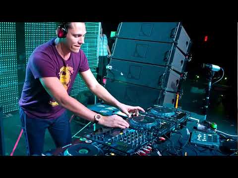 Tiësto Club Life 611 (15.12.2018) Tiesto official music megamix